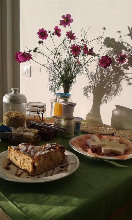 B&B Casa Sul Lago - Appartamenti Кальчераніка-аль-Лаґо Екстер'єр фото