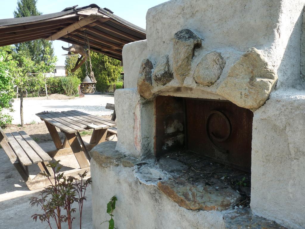 B&B Casa Sul Lago - Appartamenti Кальчераніка-аль-Лаґо Екстер'єр фото